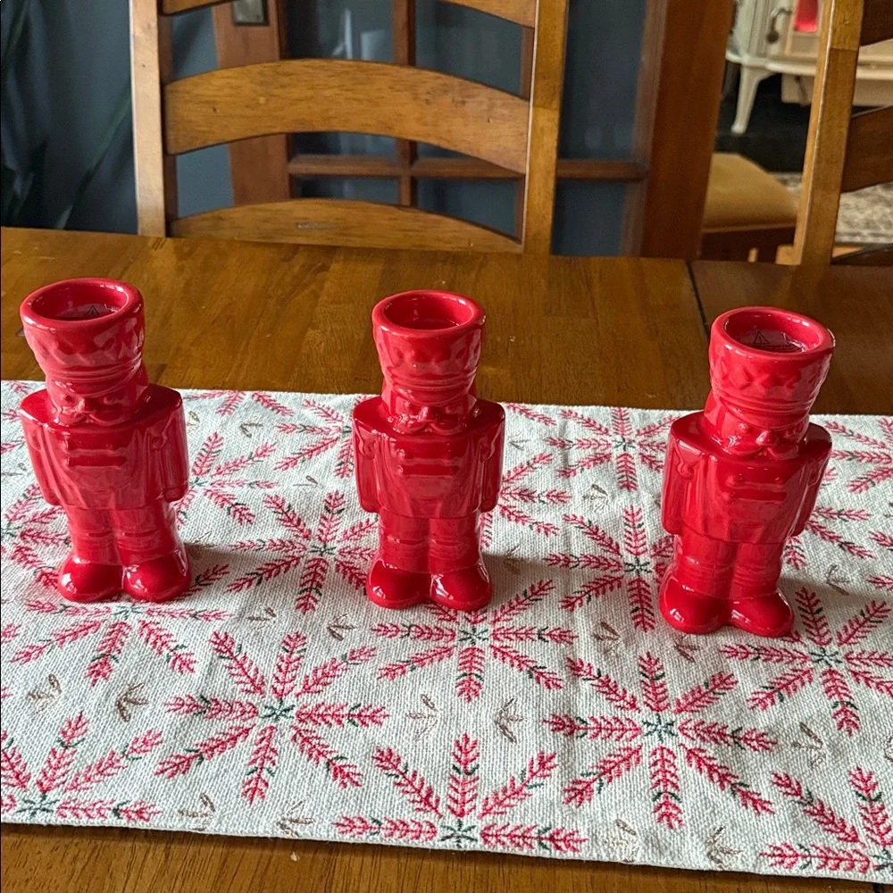 SUR LA TABLE NUTCRACKER soldiers tea light candle holder set of 3 red